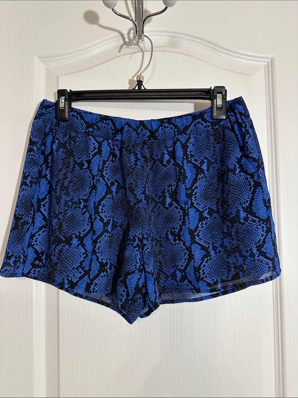 MICHAEL Michael Kors Blue and Black Snake-Print Shorts